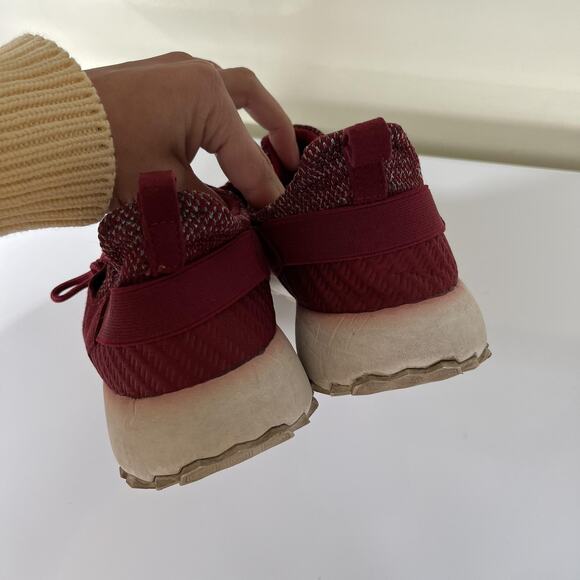 Hey Dude Shoes Womens Size 9 Red Knit Lightweight Casual Lace Up Foam Sneakers - Picture 5 of 9